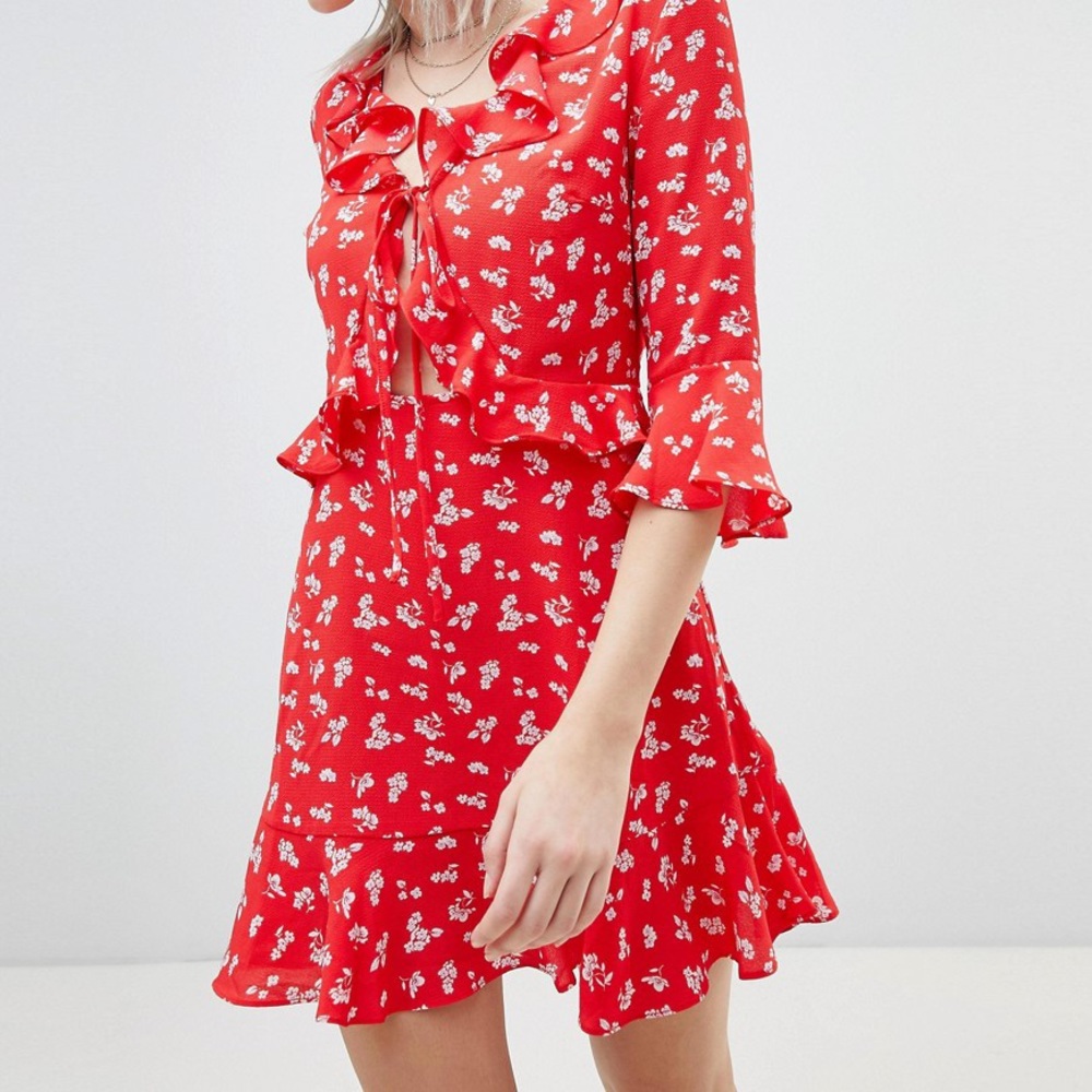 Boohoo Ditsy Cutout Skater Dress